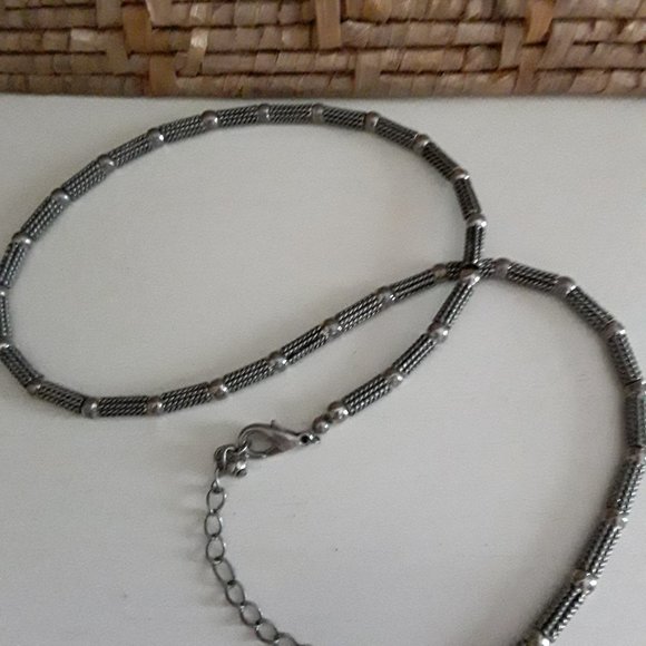 Vintage Pewter Tone Necklace - Picture 1 of 5
